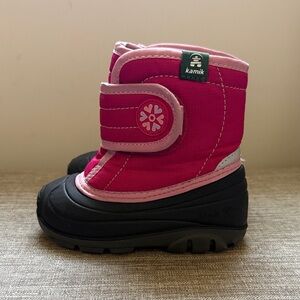 Kamik Kids Hot Pink and Black Snow Boots with Hook-and-Loop Strap